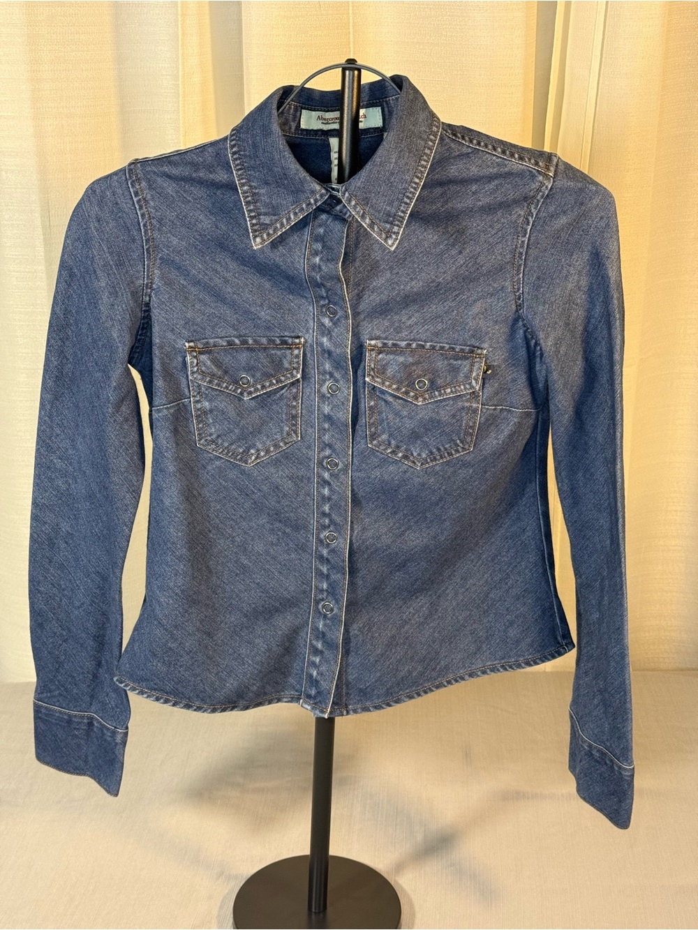 Abercrombie & Fitch Women's Blue Denim Button-Front Shirt